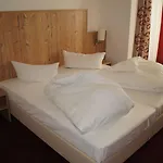 Ξενοδοχείο Boutique Koegele Innsbruck Axamer Lizum 3*