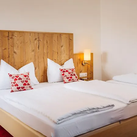 Koegele Mit Restaurant Bei Innsbruck Axamer Lizum Hotel 3*