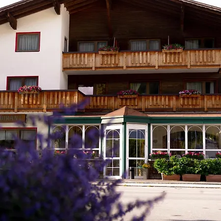 Koegele Mit Restaurant Bei Innsbruck Axamer Lizum 3* Axams