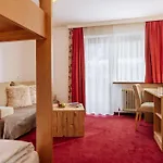 Boutique Koegele Innsbruck Axamer Lizum Hotell 3*