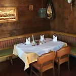 Boutique Koegele Innsbruck Axamer Lizum Hotel 3*