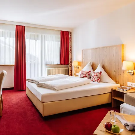 Koegele Mit Restaurant Bei Innsbruck Axamer Lizum Hotel